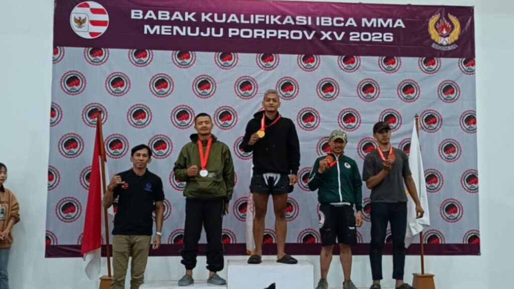067867300_1765204811-Atlet_MMA_Sukabumi